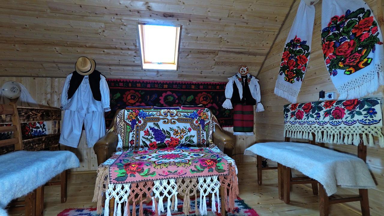 Pensiunea Lore&Sara Satu Sugatag Dış mekan fotoğraf